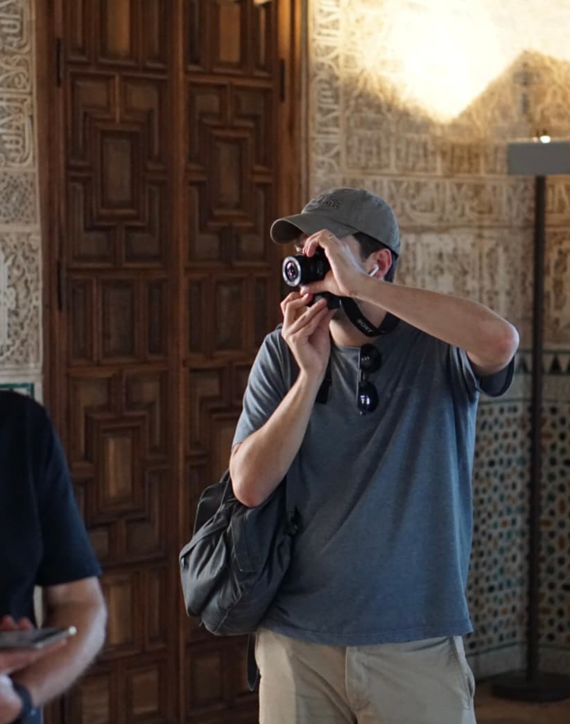 What Is the Best Beginner Sony Camera for You? (Quiz)