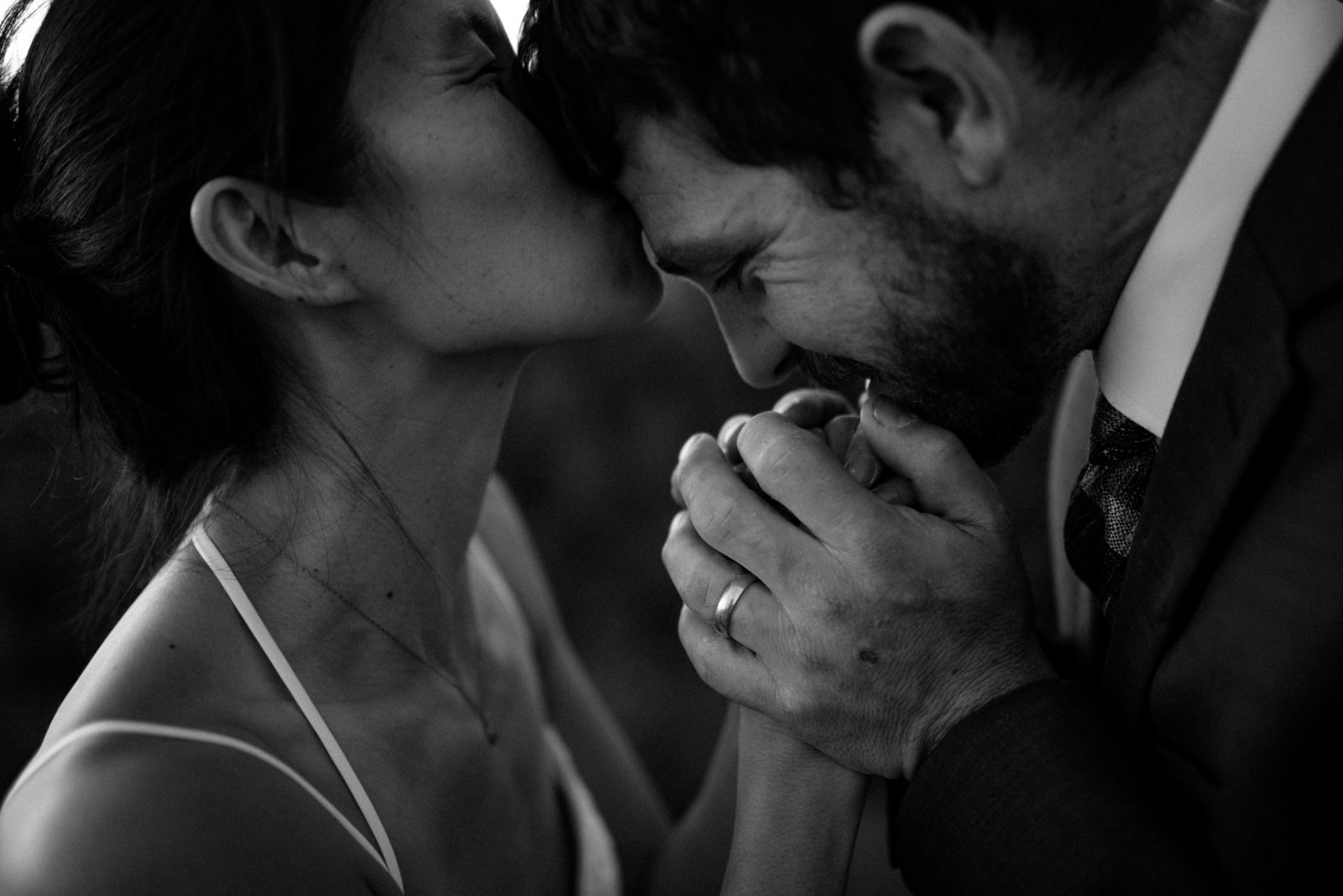 Sample wedding photo by Jennifer Chang Photography - elegant wedding portrait